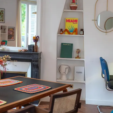 Апартаменты Cosy Au Coeur Du Marais Париж